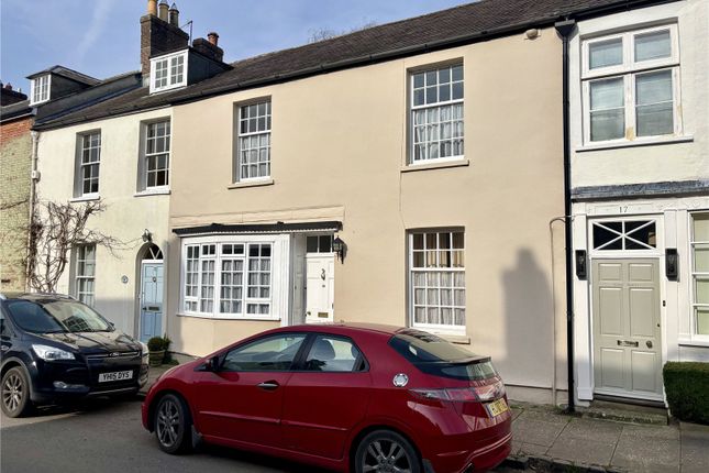 3 bed property, in Long Street, £385,000