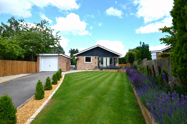 2 bed property, in Orchard Green, £360,000