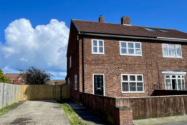 3 bed property, in Summerhill Road, £215,000