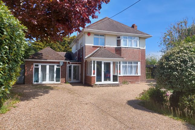 4 bed property, in Keyhaven Road, £895,000