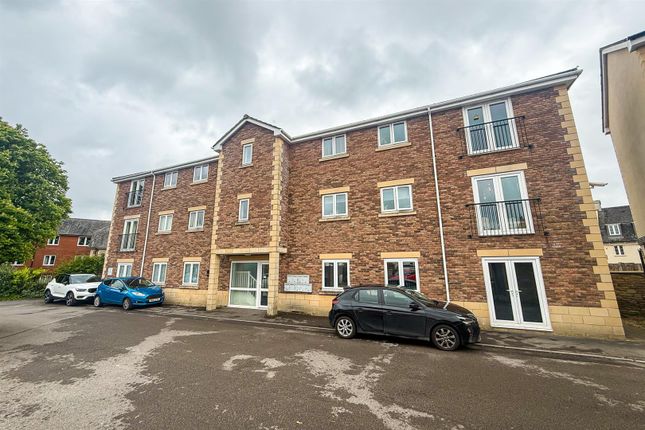 1 bed property, in Bolwell Place, £50,000