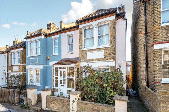 3 bed property, in Trilby Road, £600,000