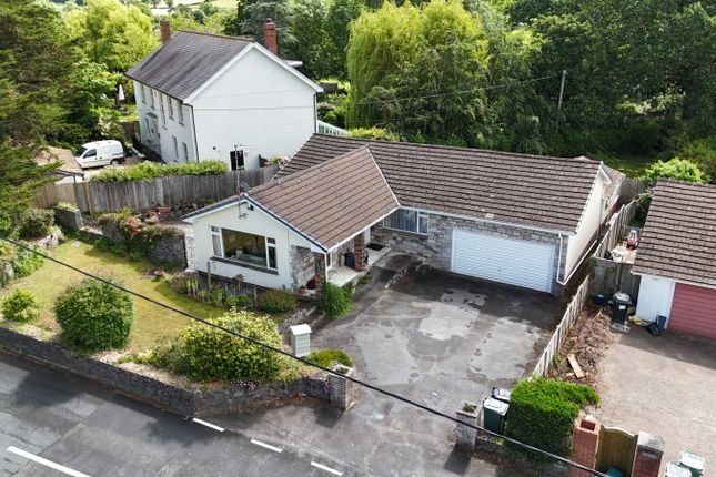 3 bed property, in Station Hill, £550,000