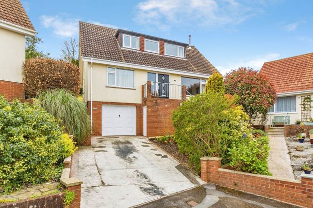 3 bed property, in Elba Close, £450,000
