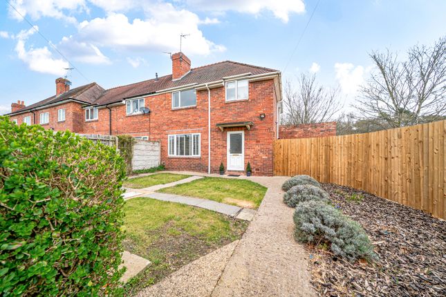 3 bed property, in Walter Nash Road East, £240,000