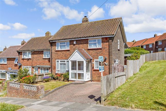 2 bed property, in Sandhurst Avenue, £350,000
