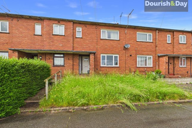 1 bed property, in Green Close, £60,000