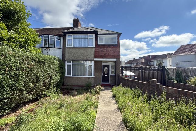 3 bed property, in Derwent Road, £500,000