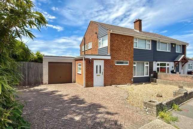 3 bed property, in Edgecombe Crescent, £330,000