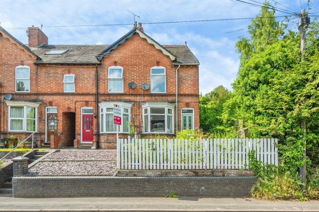 3 bed property, in Mayfield Road, £135,000