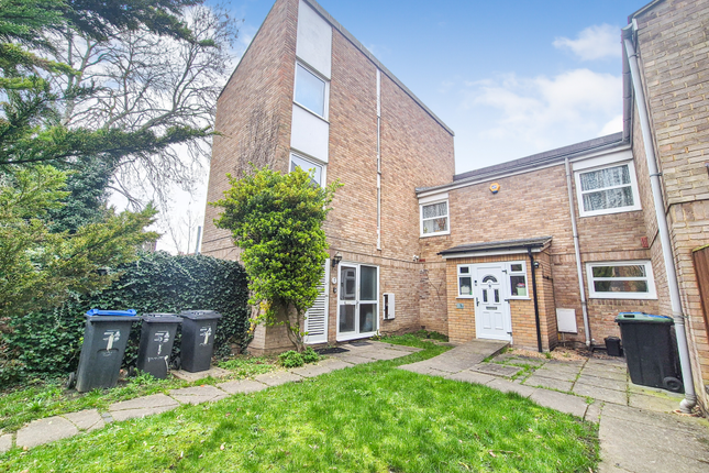 4 bed property, in Park Hill Road, £675,000