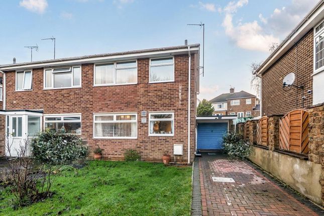 3 bed property, in Banbury, £325,000