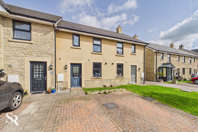 3 bed property, in Marsh Way, £275,000