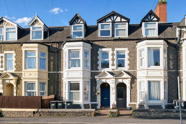5 bed property, in Colum Road, £495,000