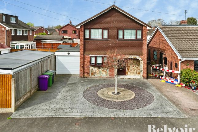 3 bed property, in Denmead Drive, £290,000