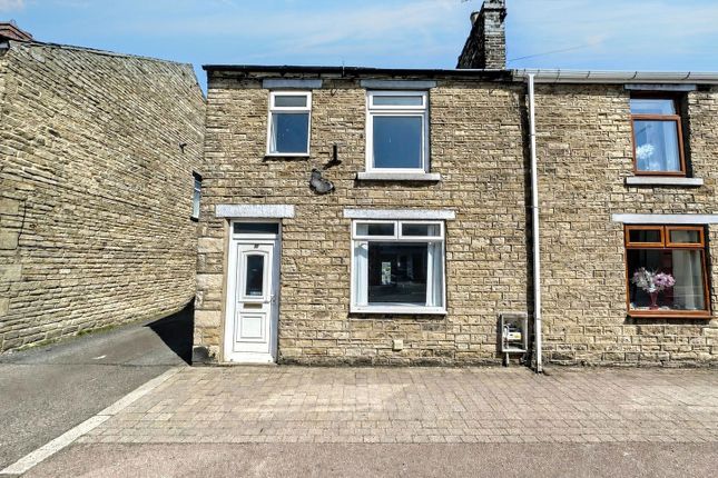 3 bed property, in High Street, £55,000
