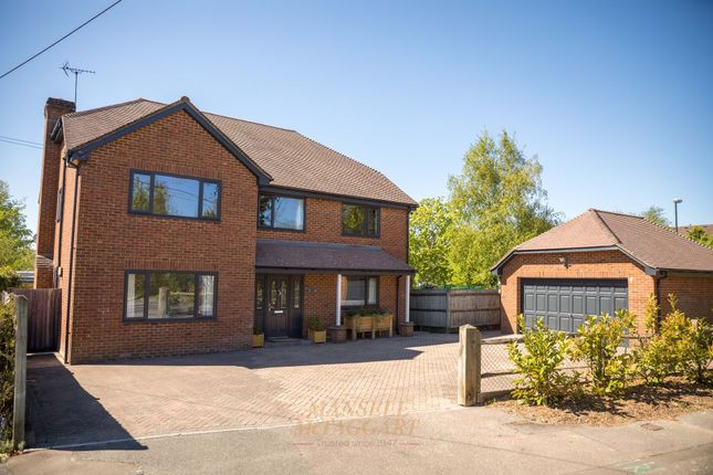 5 bed property, in Tinsley Lane, £900,000