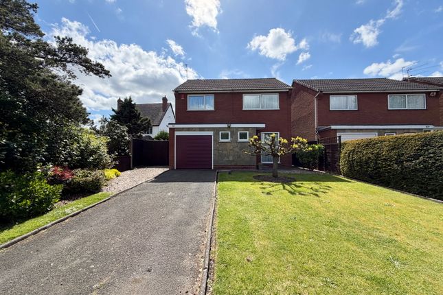 3 bed property, in Amblecote Road, £319,950