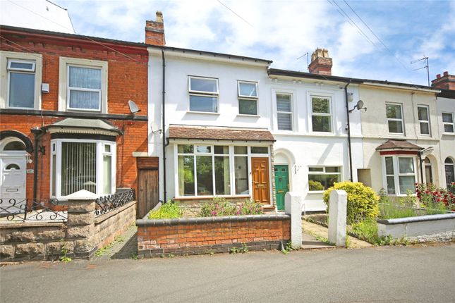 3 bed property, in The Avenue, £290,000