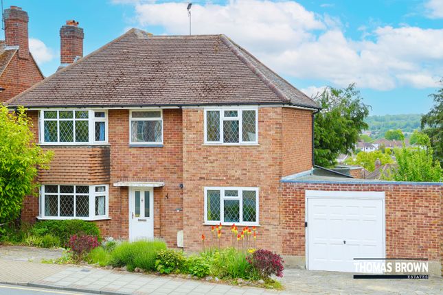 4 bed property, in Newstead Avenue, £764,000