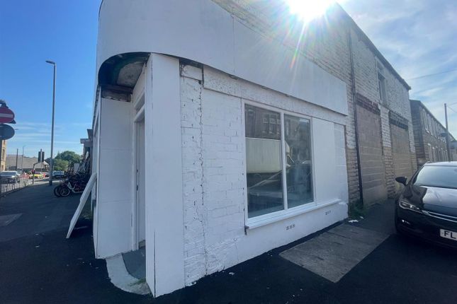 Studio, in Briercliffe Road, £120,000