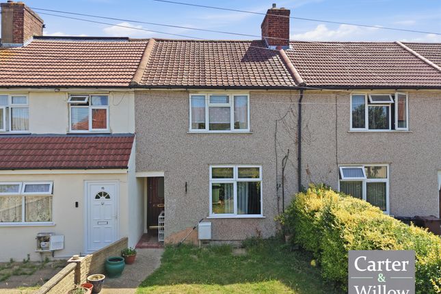 2 bed property, in Holgate Gardens, £375,000