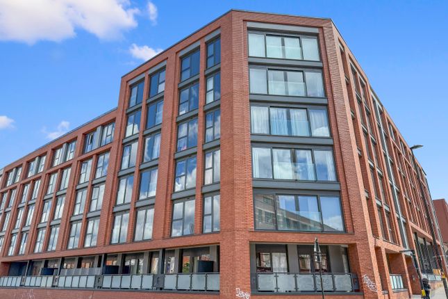 1 bed property, in Apartment 49, £100,000