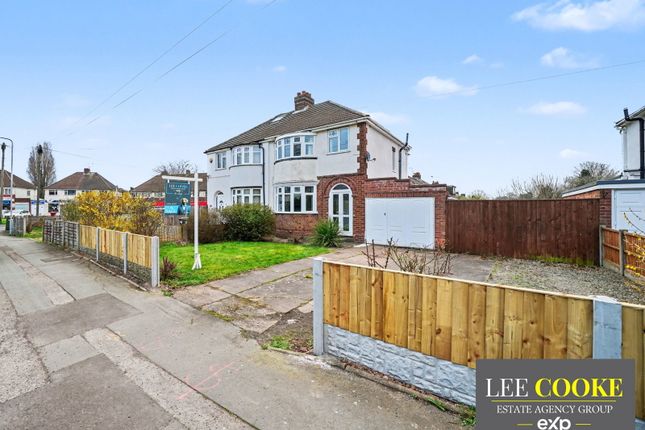 3 bed property, in Green Lane, £250,000