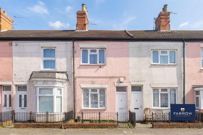 2 bed property, in Guildford Street, £50,000