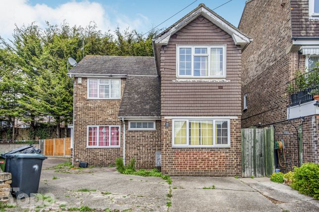 4 bed property, in Devonshire Road, £575,000