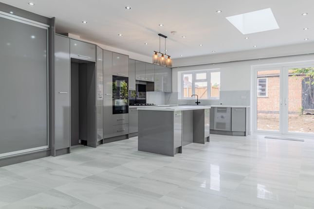 3 bed property, in Aylestone Lane, £375,000