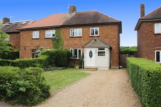 3 bed property, in Dormer Close, £624,950