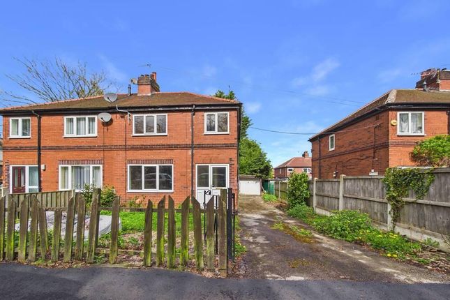 3 bed property, in Mill Hill Lane, £122,000
