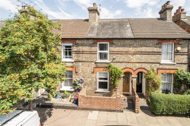 3 bed property, in Howbury Street, £275,000