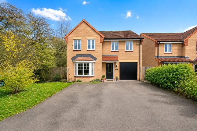 4 bed property, in Swaledale Row, £450,000