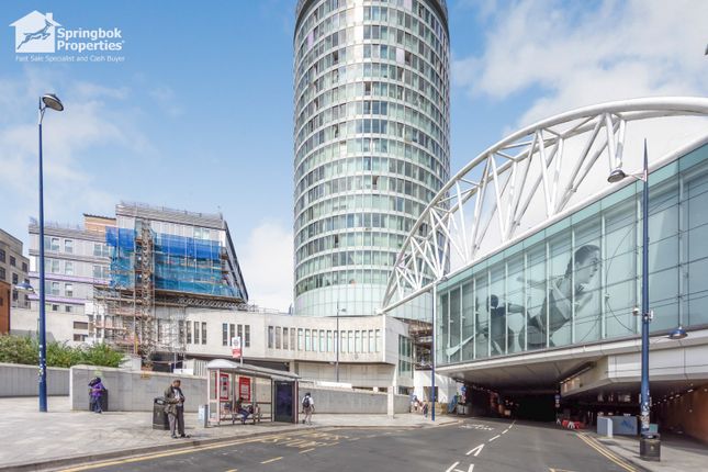 1 bed property, in 150 New Street, £165,000