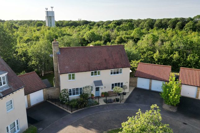 5 bed property, in The Grove, £700,000