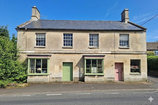 6 bed property, in Bath Road, £795,000