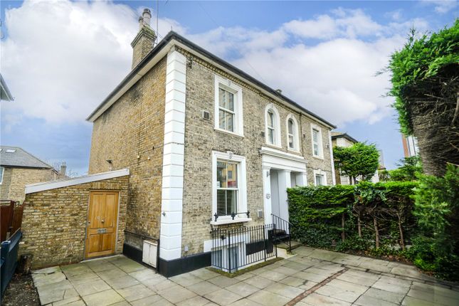 5 bed property, in Wheatfield Way, £1,750,000