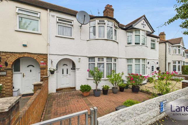 3 bed property, in Abbey Road, £465,000