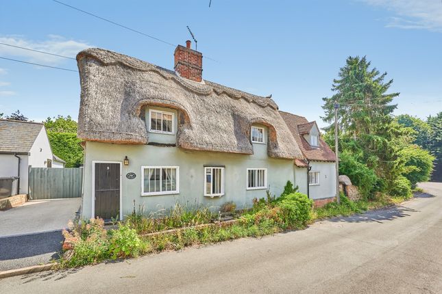 3 bed property, in The Grip, £470,000