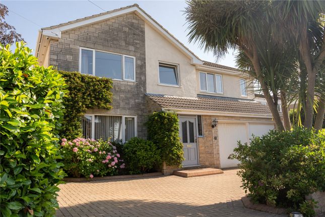 5 bed property, in Mendip Drive, £697,500