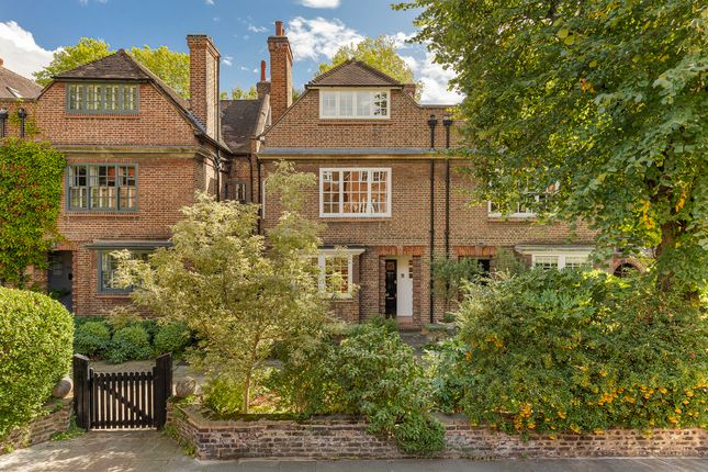6 bed property, in Chelsea Park Gardens, £8,250,000
