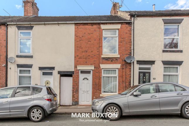 2 bed property, in Victoria Street, £99,000