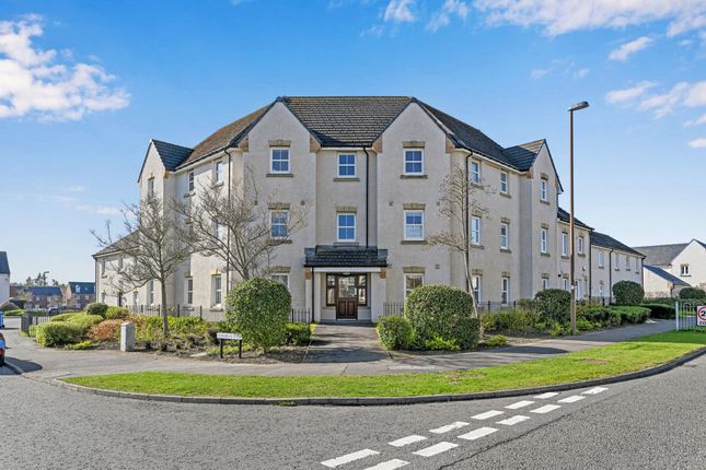 2 bed property, in 79 Burnbrae Road, £170,000