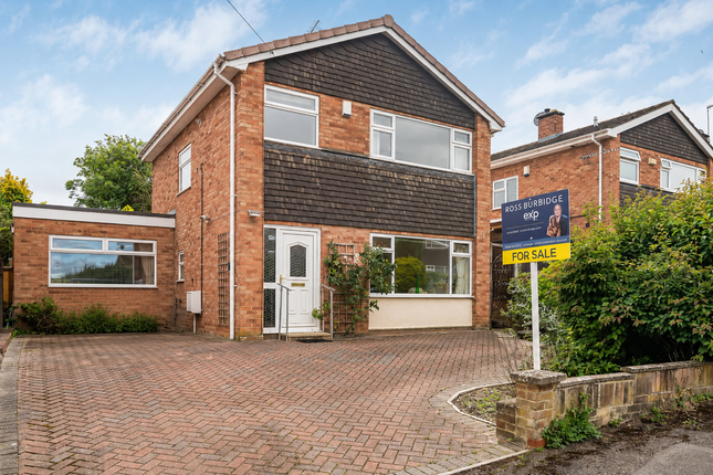 3 bed property, in Wessex Drive, £400,000