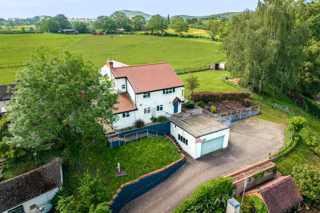 4 bed property, in Ashfield, £600,000