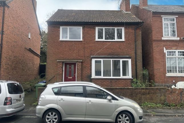 3 bed property, in 40 Valley Road, £65,000