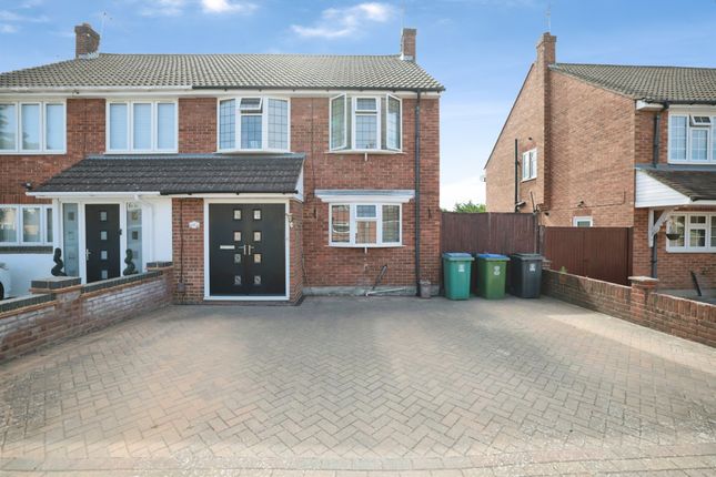 3 bed property, in Biddenham Turn, £580,000