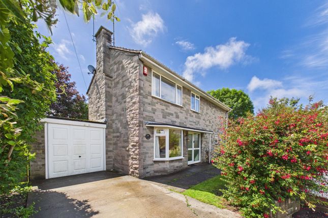 3 bed property, in Totterdown Road, £450,000